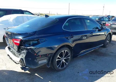 2020 Toyota Camry Se z USA, uszkodzony, nr VIN 4T1G11AK3LU309679